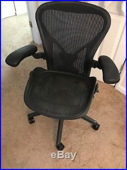 Herman Miller Aeron Chair Size B Fully Loaded Fully Adjustable