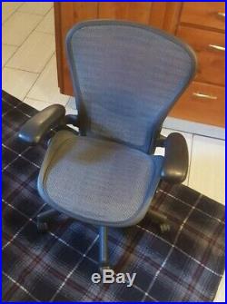 Herman Miller Aeron Chair Size B Fully Loaded Gently Used Excellent Condition