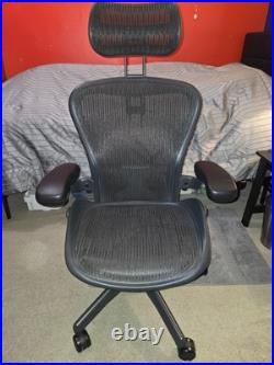 Herman Miller Aeron Chair Size B Fully Loaded, Posture Fit, Atlas Headrest