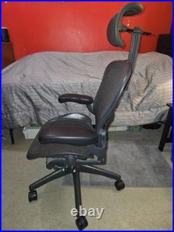 Herman Miller Aeron Chair Size B Fully Loaded, Posture Fit, Atlas Headrest