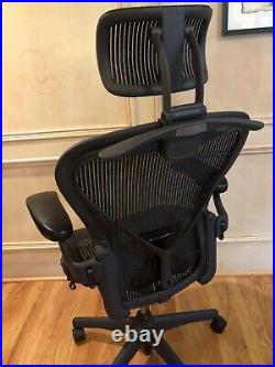 Herman Miller Aeron Chair Size B Fully Loaded with Headrest and Posturefit