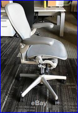 Herman Miller Aeron Chair Size B Good condition