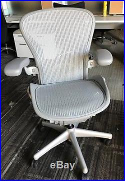 Herman Miller Aeron Chair Size B Good condition