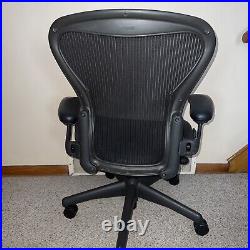 Herman Miller Aeron Chair Size B Graphite