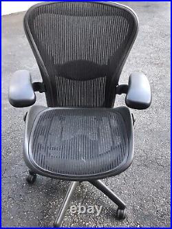 Herman Miller Aeron Chair Size B Height Adjustable Arms Seat Black Color Mesh