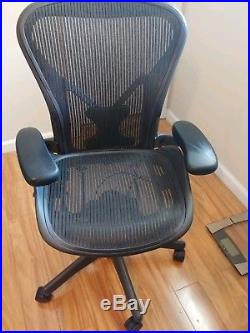 Herman Miller Aeron Chair Size B Perfect condition