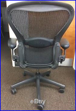 Herman Miller Aeron Chair Size B With Lumbar Fully Adjustable Arms Office chair