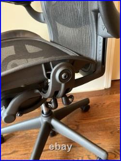 Herman Miller Aeron Chair Size C Fully loaded Version