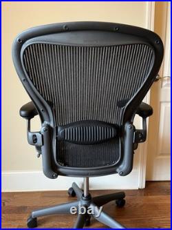 Herman Miller Aeron Chair Size C Fully loaded Version