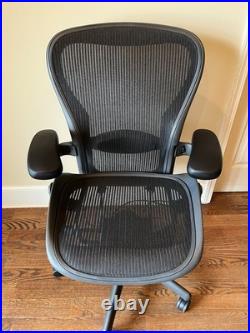 Herman Miller Aeron Chair Size C Fully loaded Version