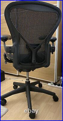 Herman Miller Aeron Chair Size C Large Posture Fit Excellent Condition