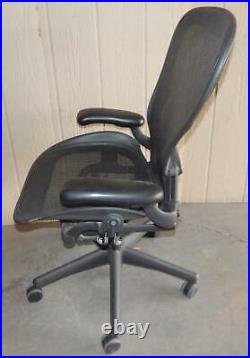 ^^ Herman Miller Aeron Chair Size Large- Black (hm-1)
