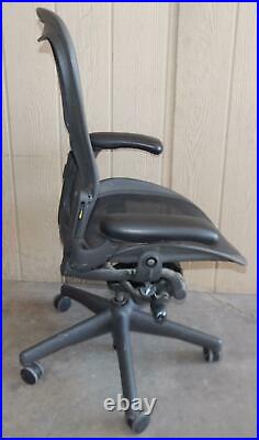 ^^ Herman Miller Aeron Chair Size Large- Black (hm-32)
