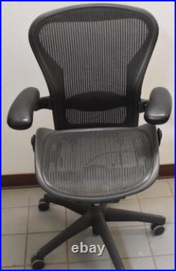 ^^ Herman Miller Aeron Chair Size Medium Black (hmc#12)