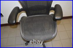 ^^ Herman Miller Aeron Chair Size Medium Black (hmc#12)