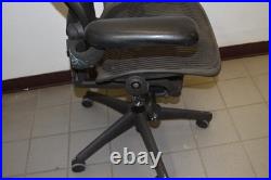 ^^ Herman Miller Aeron Chair Size Medium Black (hmc#12)