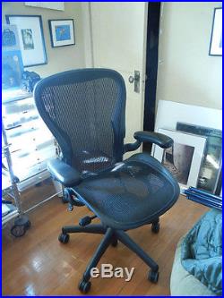 Herman Miller Aeron Chair large No Lumbar Support