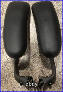 Herman Miller Aeron Classic Chair Arm Fully Adjustable Left and Right