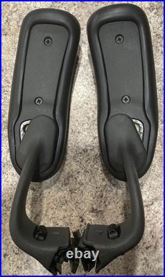 Herman Miller Aeron Classic Chair Arm Fully Adjustable Left and Right