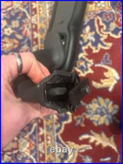 Herman Miller Aeron Classic Chair Arm Fully Adjustable Left and Right