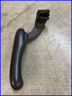 Herman Miller Aeron Classic Chair Arm Fully Adjustable Right Arm