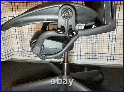Herman Miller Aeron Classic Chair Loaded! Size B with NEW Cylinder & Wheels
