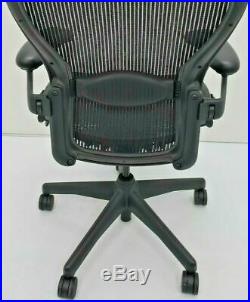 Herman Miller Aeron Classic Chair Size C Carbon Fully Adjustable Lumbar