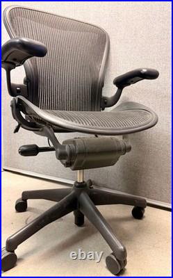 Herman Miller Aeron Classic Mesh Office Desk Chair Size B Basic