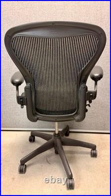 Herman Miller Aeron Classic Mesh Office Desk Chair Size B Basic