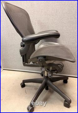 Herman Miller Aeron Classic Mesh Office Desk Chair Size B Basic
