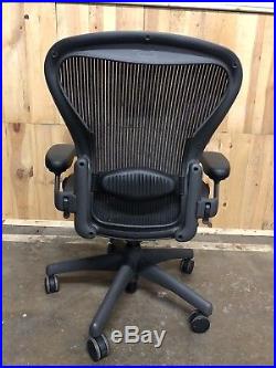 Herman Miller Aeron Classic Office Chair C Large Fully Adjustable Graphite Frame