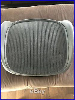 Herman Miller Aeron Classic Seat Pan Size B Used Replacement Part OEM 3D01