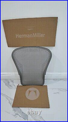 Herman Miller Aeron Classic Size B TITANIUM SILVER BACKREST