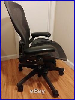 Herman Miller Aeron Desk Chair Medium Size B fully adj with lumbar