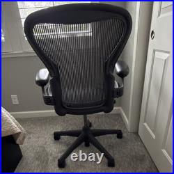 Herman Miller Aeron Ergonomic Adjustable Black Office Desk Chair