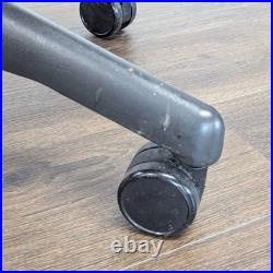 Herman Miller Aeron Ergonomic Office Chair Carbon Mesh