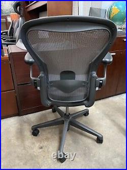 Herman Miller Aeron Ergonomic Office Chair Size b