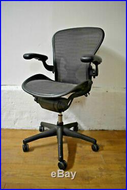 Herman Miller Aeron Ergonomic Office Swivel Chair Posture Fit Tuxedo Size B