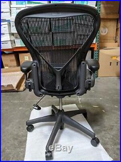 Herman Miller Aeron Fully Adjustable Size B Office chair