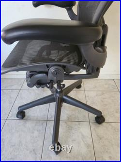 Herman Miller Aeron Fully Loaded Size B Office/Gaming Chair Slightly Used