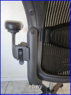 Herman Miller Aeron Fully Loaded Size B Office/Gaming Chair Slightly Used