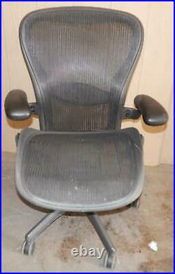 ^^ Herman Miller Aeron Large Office Chair- Black (w-3)