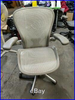 Herman Miller Aeron Mesh Chair Large C fully adjustable Posture fit silver mesh