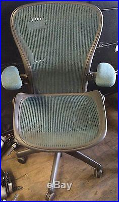 Herman Miller Aeron Mesh Chair Large C fully adjustable lumbar green turquoise
