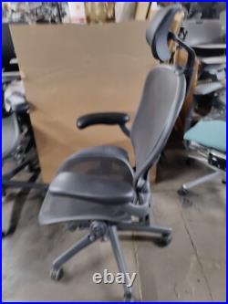 Herman Miller Aeron Mesh Chair Medium B fully Adjust Posture fit mesh Headrest