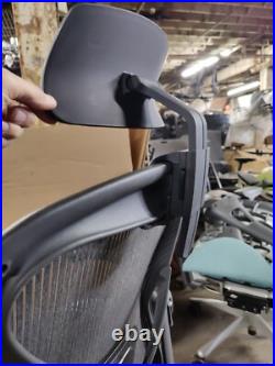 Herman Miller Aeron Mesh Chair Medium B fully Adjust Posture fit mesh Headrest