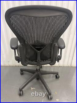 Herman Miller Aeron Mesh Chair fully Adjustable Posture Fit Black Mesh? Medium B