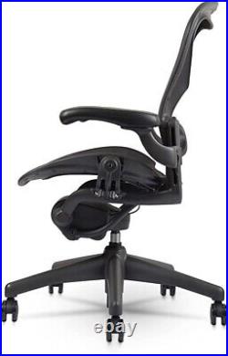Herman Miller Aeron Mesh Desk Chair Medium Size B fully adjustable lumbar blemis