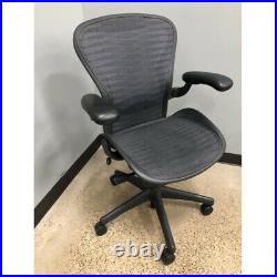 Herman Miller Aeron Mesh Desk Chair Medium Size B fully adjustable tux with lumbar