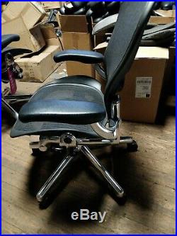 Herman Miller Aeron Mesh Desk Chair Medium Sz B polished aluminum lumbar